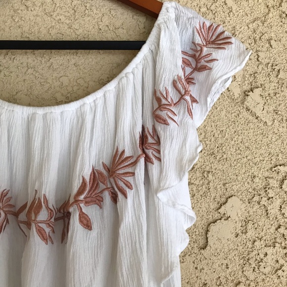 Floral Off the Shoulder Top - Picture 3 of 5